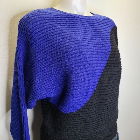 Express Black Cobalt Blue Colorblock Dolman Sleeve Ribbed Chunky Knit Sweater XS - Picture 3 of 12